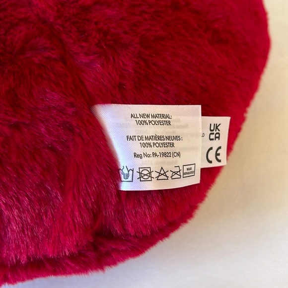 Snuggle Buddy Heat & Hug Super Soft Australia Dark Red Heart Pillow - Picture 14 of 16